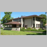 Harvey P. Sutton House (1905) in McCook, Nebraska, photo Ammodramus, Wikipedia.JPG